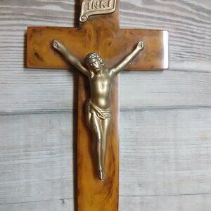 Vintage bakelite crucifix cross